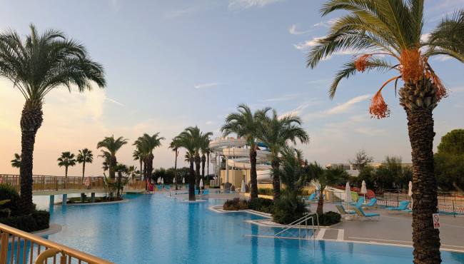 Liberty Lara Hotel in Antalya: Ein Paradies am Mittelmeer
